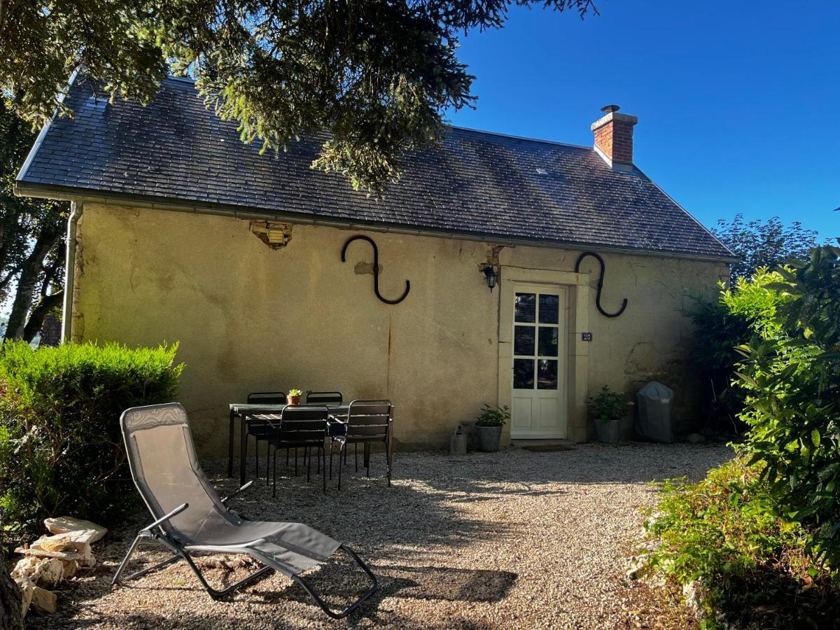 Charming Cottage In Chateau Les Roches Gardens Mont-Saint-Jean  エクステリア 写真
